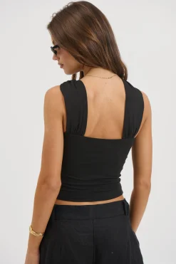 Leon Top Black