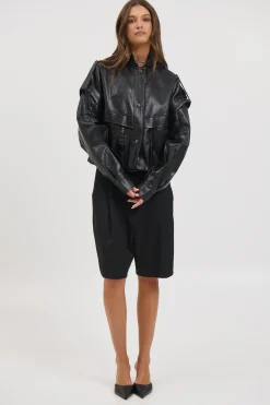 Madame Bomber Onyx