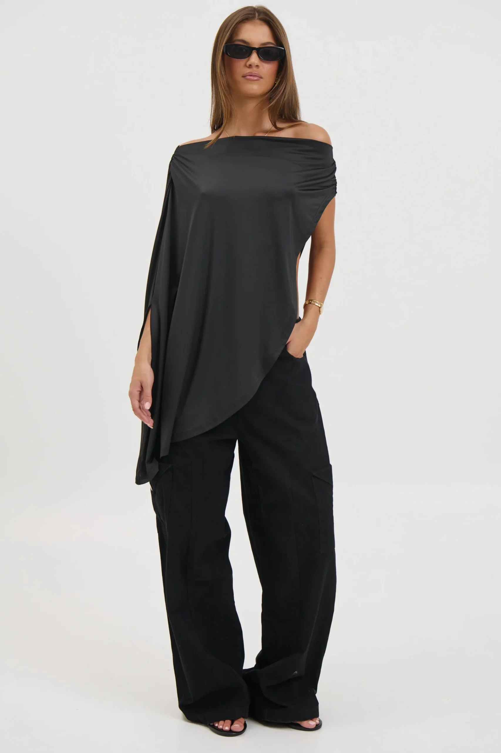 Reborn Poncho Noir
