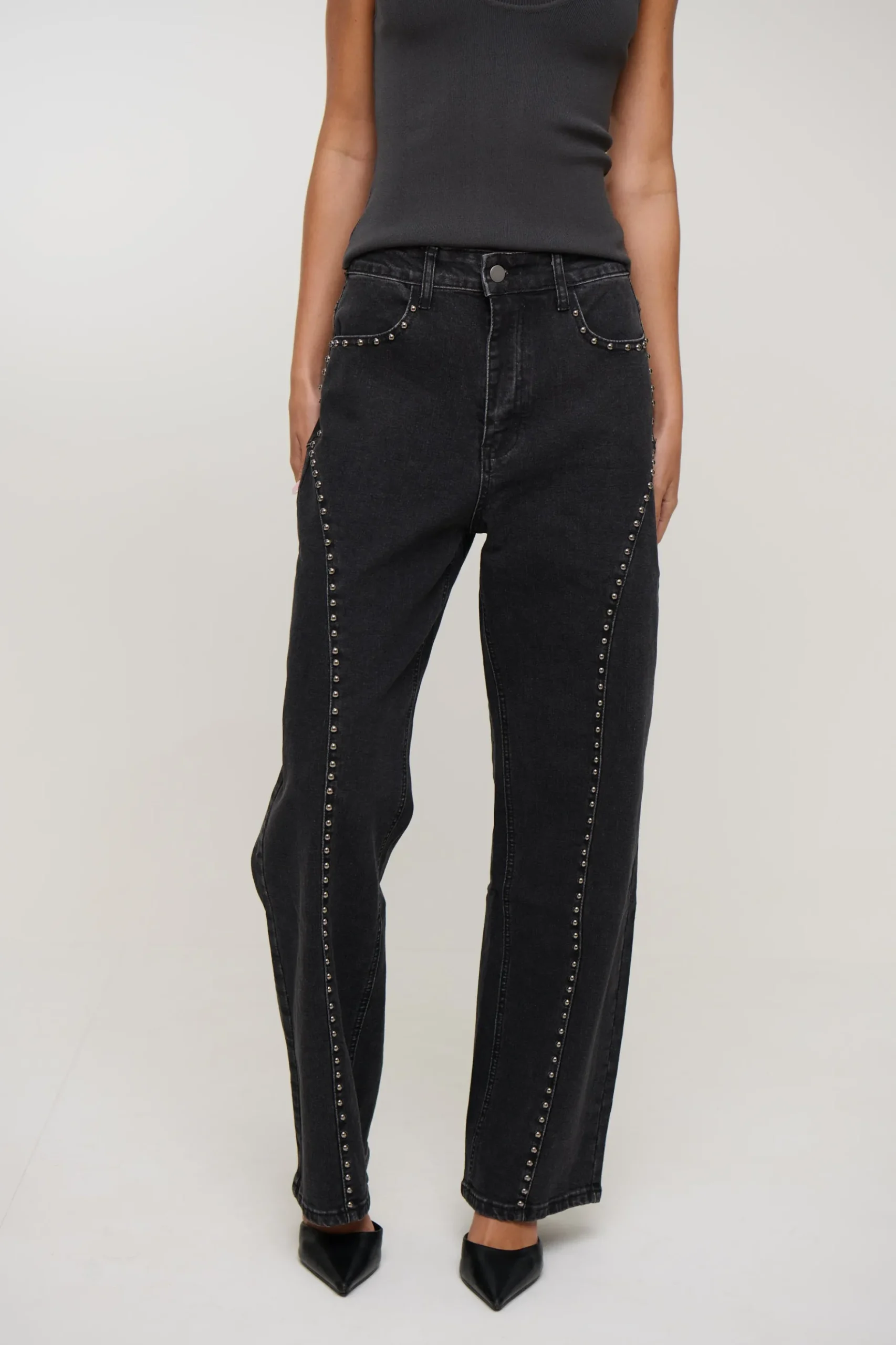 Reese Jean Washed Black