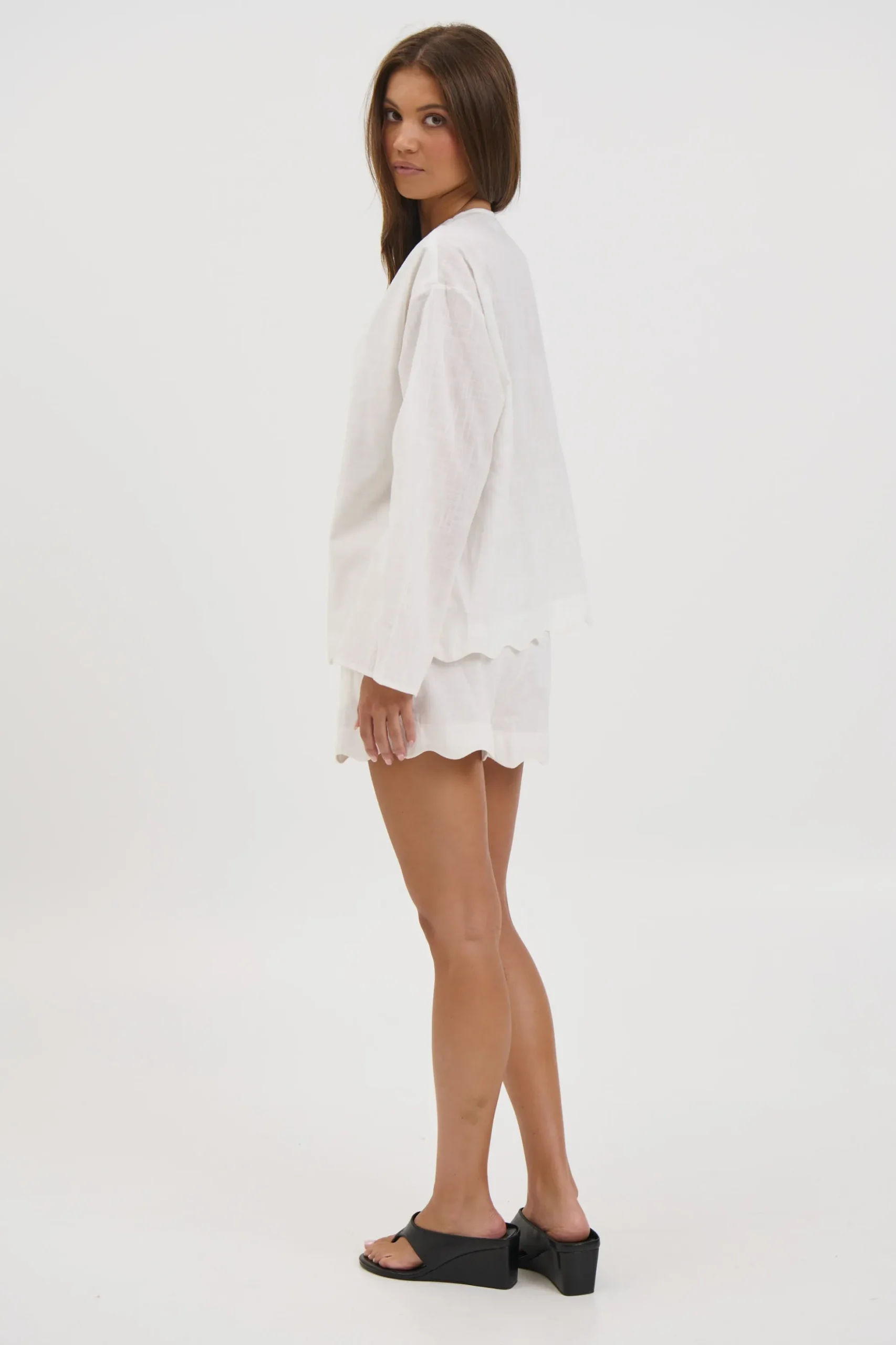 Tianna Scallop Set White