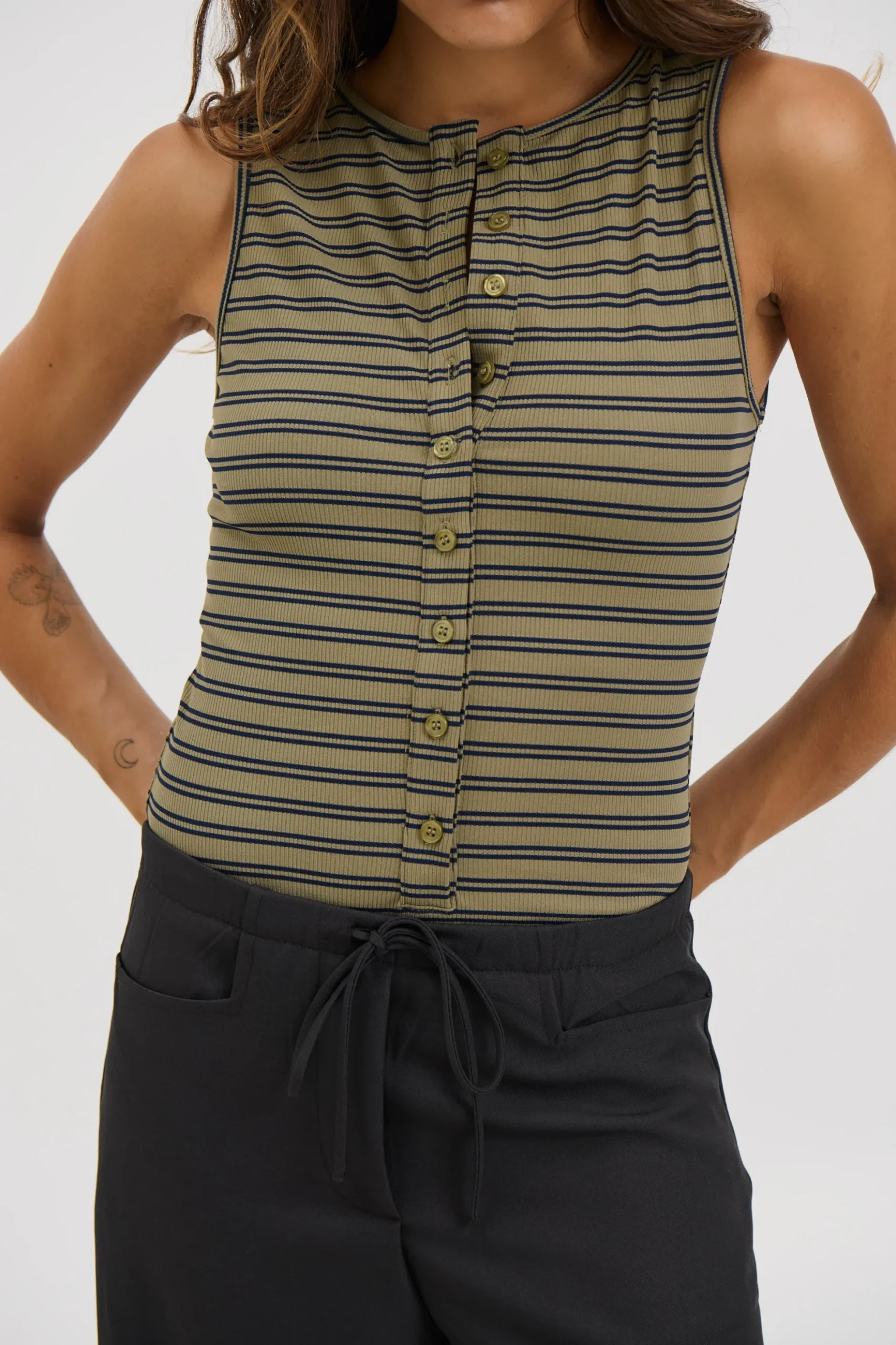 Trae Bodysuit Khaki