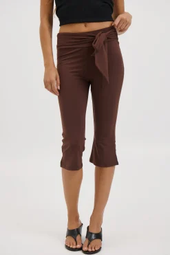 Winona Capri Chocolate